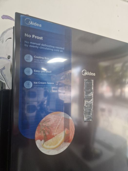 Хладилник с фризер Midea A++ No Frost Чисто Ново