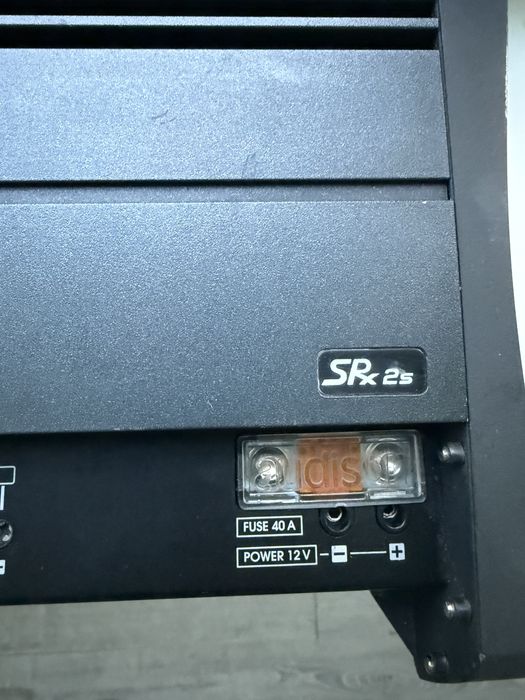 Продаю моно усилитель  AUDISON SRx2s