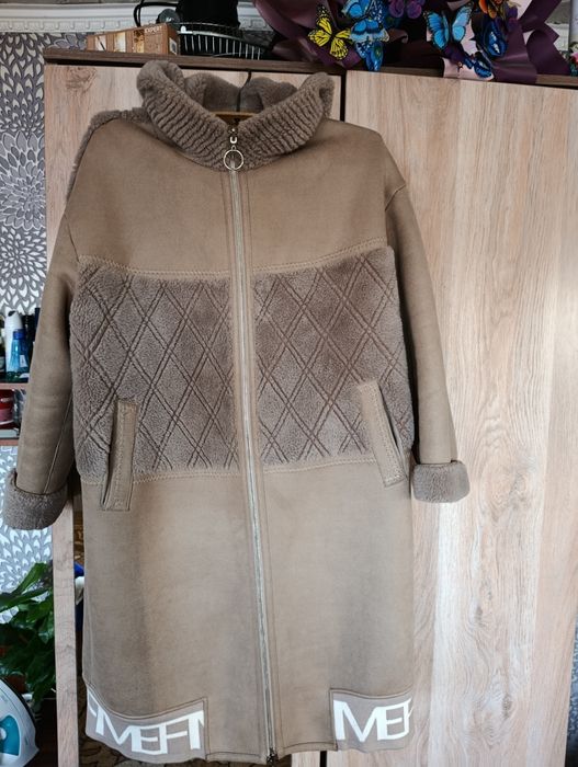 Продам дублёнку состояние отличное  одевалась несколько раз