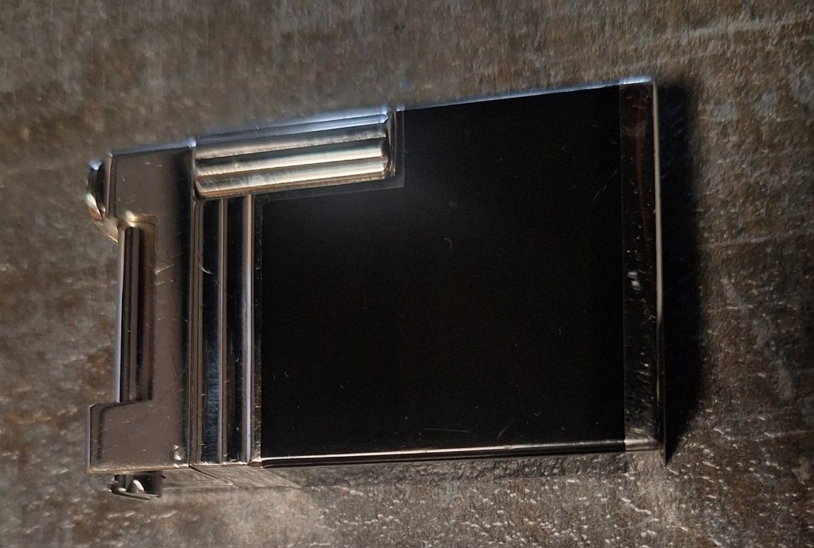 Запалка S.T. Dupont Urban Hammer