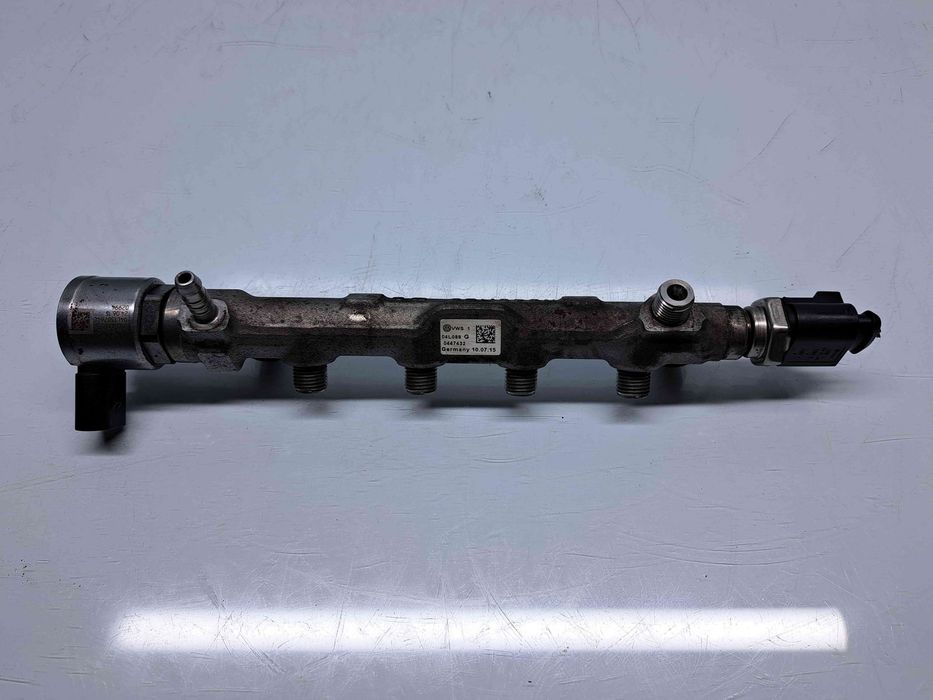 Rampa injectoare Volkswagen Passat B8 (3G2) [Fabr 2015-prezent] 04L089