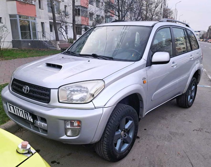 Toyota RAV4 – An 2002