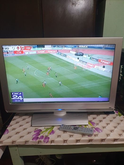Televizor lcd jvc