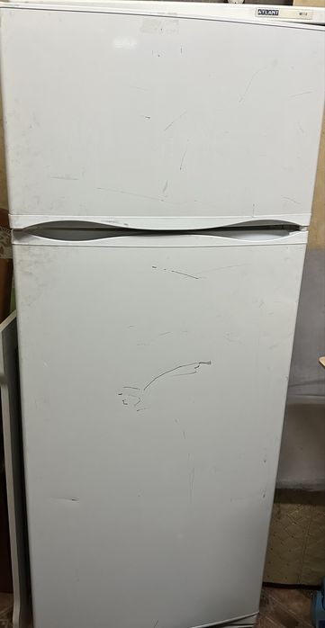 Холодильники продам, срочно