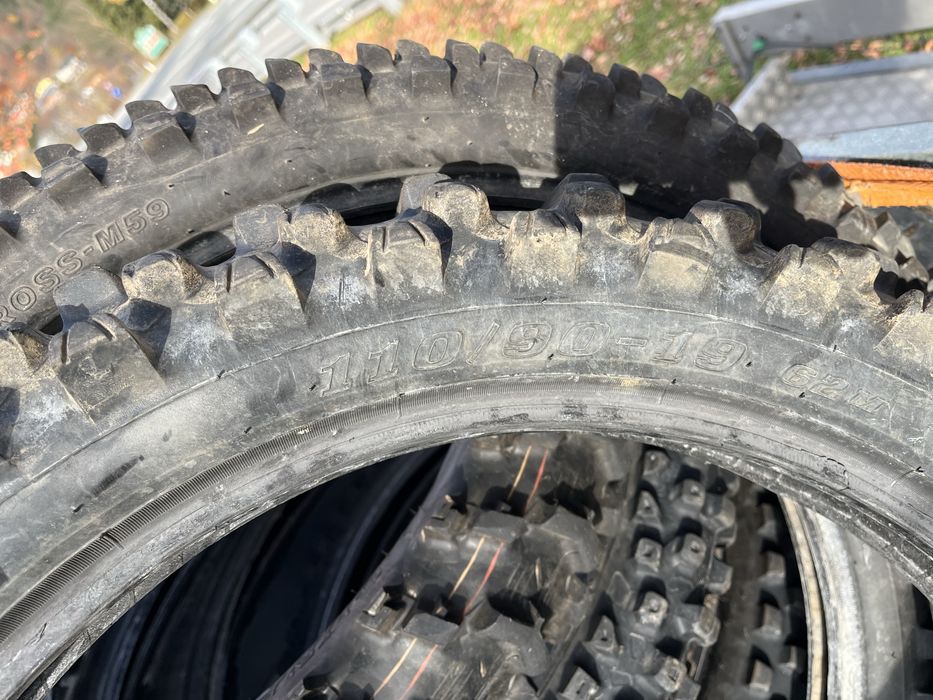 Гуми за кросов мотор 19 и 21 цола