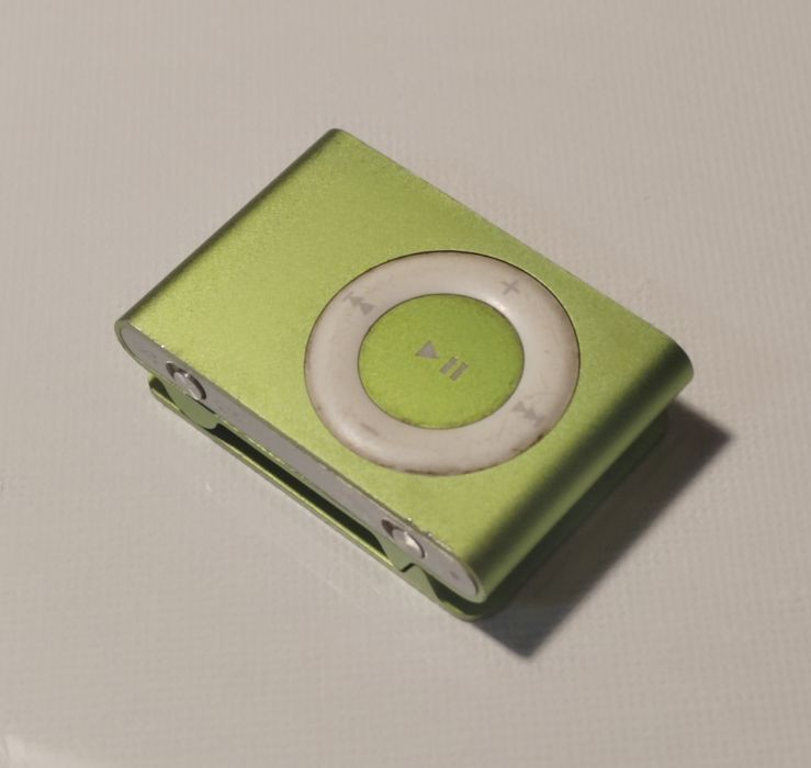 iPod shuffle 2 поколения