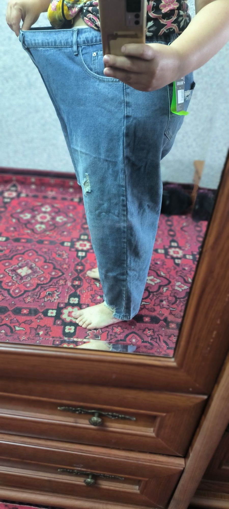 Продам джинсы, на приятную полноту