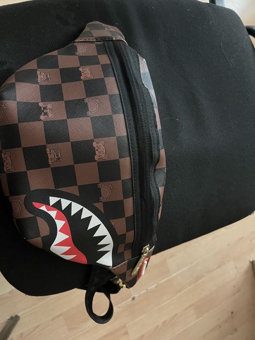 Чанта sprayground