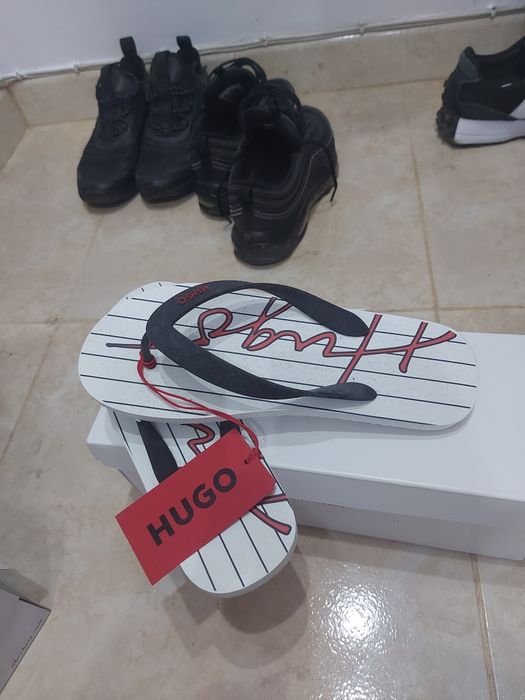 Șlapi (papuci)hugo