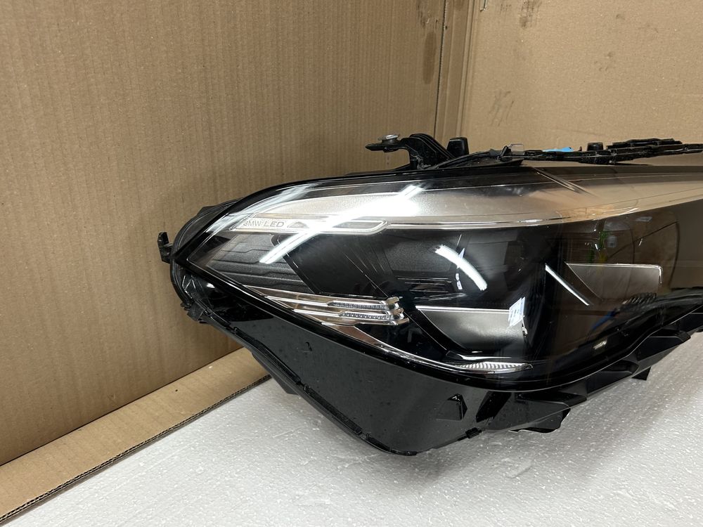 Far dreapta bmw X5 G05 X6 G06 full led simplu 2019-2022