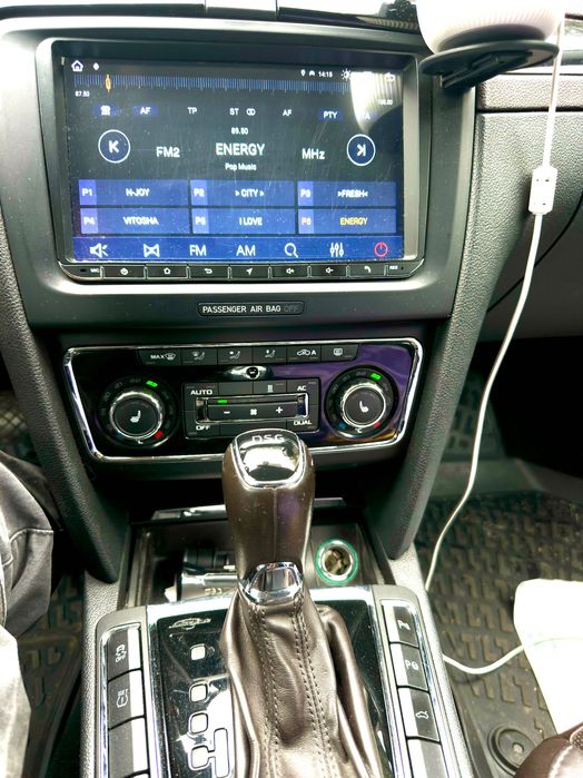 Skoda Superb 2/ 2.0D -170hp Laurin&Klement full optional