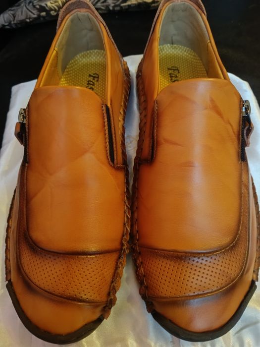 Pantofi bărbați nepurtati piele