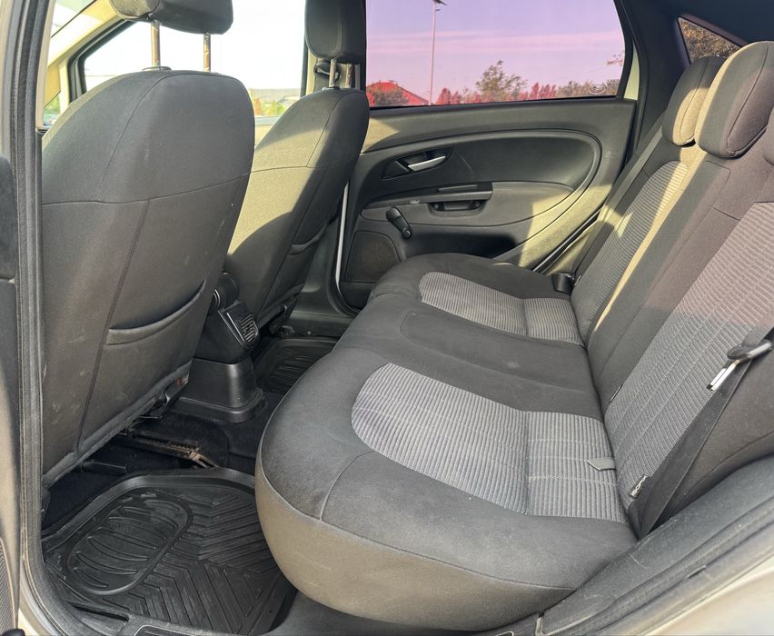 Vand sau schimb Fiat Linea benzina si gaz GPL