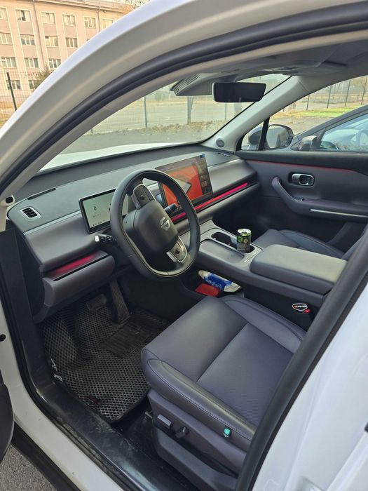 Leapmotor c16 позиция 2025