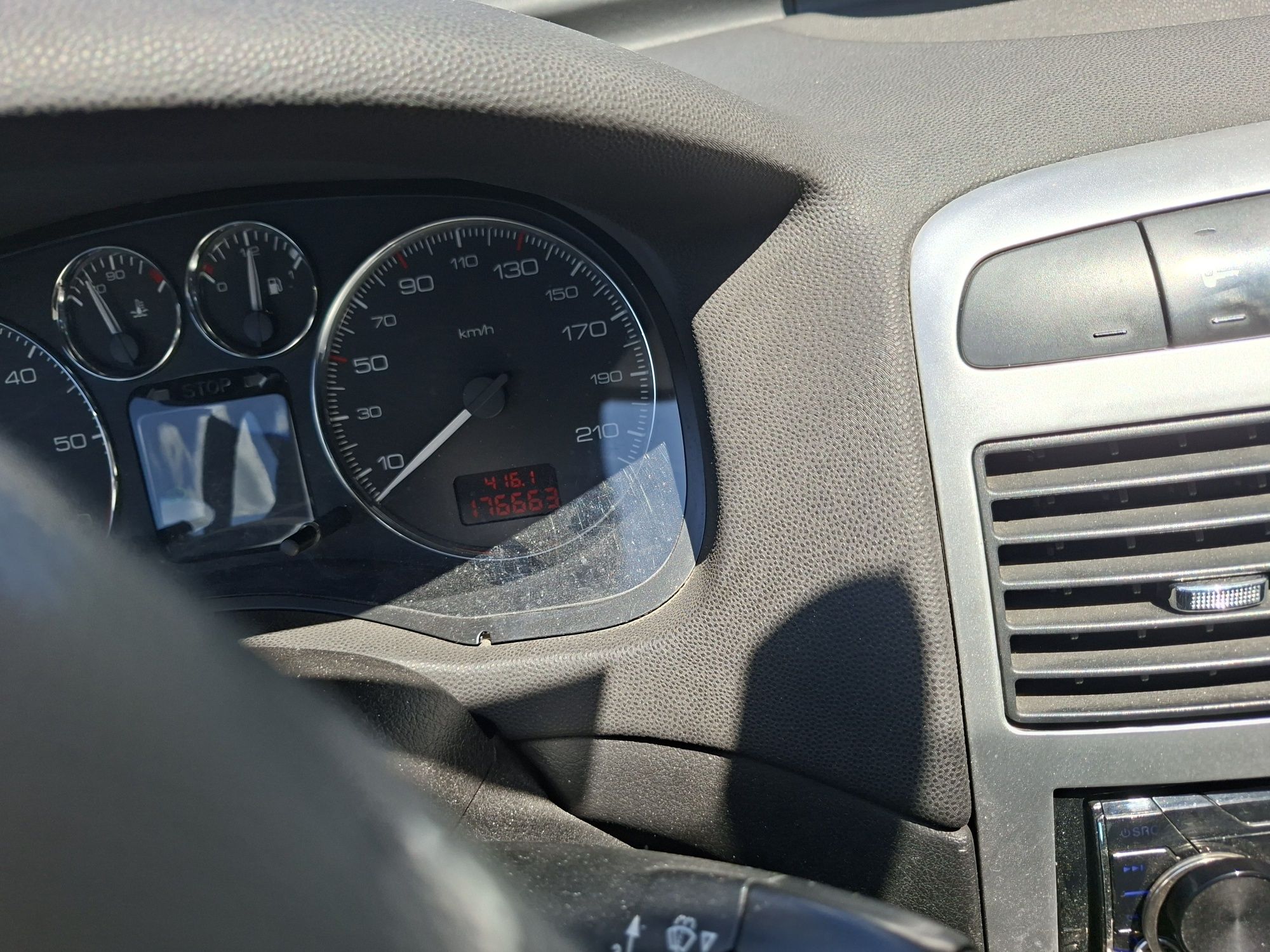 Peugeot 307 HDI 2005 година