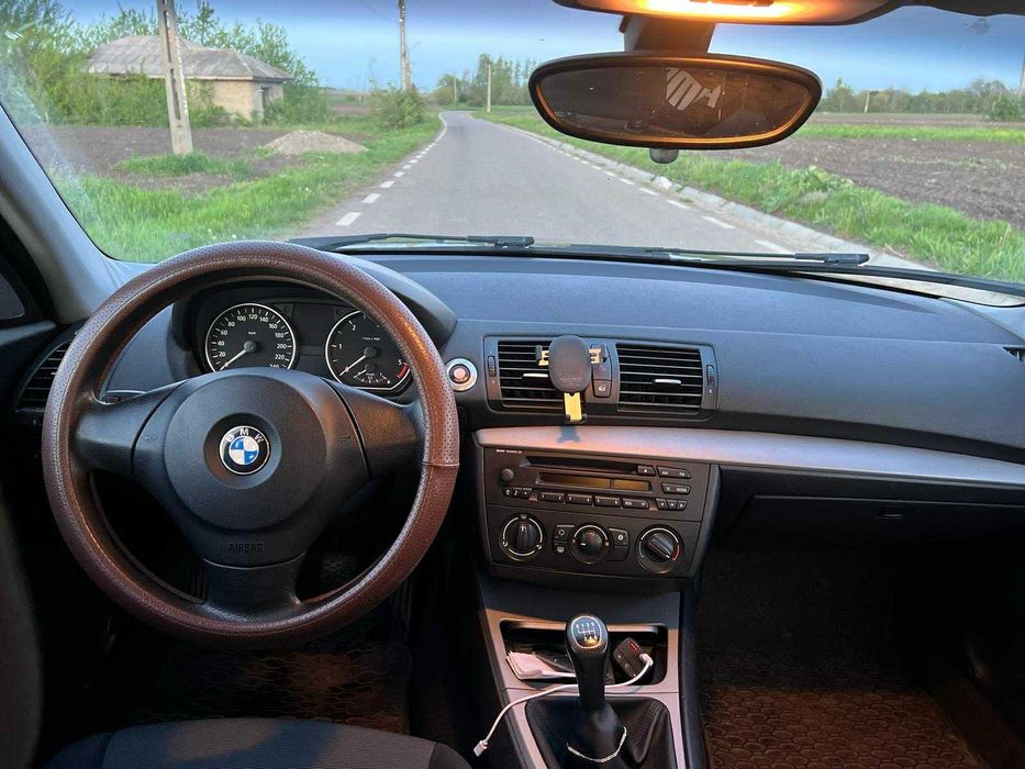 Vând BMW seria 1 E87