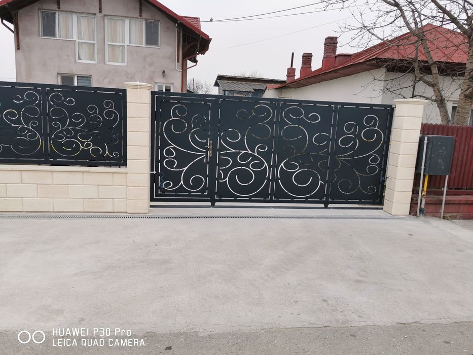 Confecții metalice -garduri traforate,model jaluzea,rectangulara,vopsi