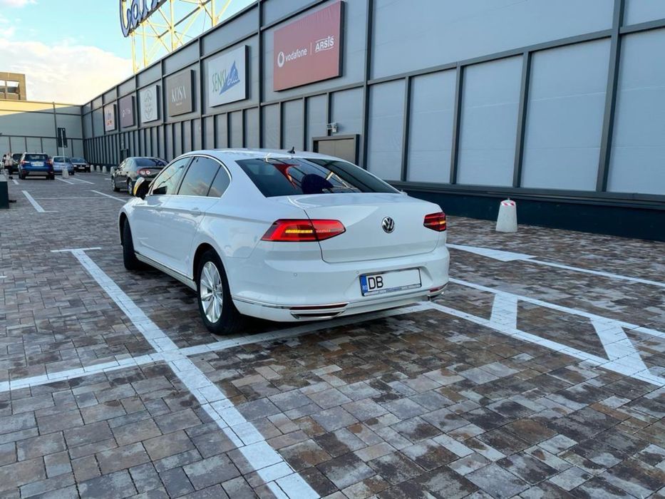 VW passat 2.0 tdi 150 cp DSG  highline proprietar