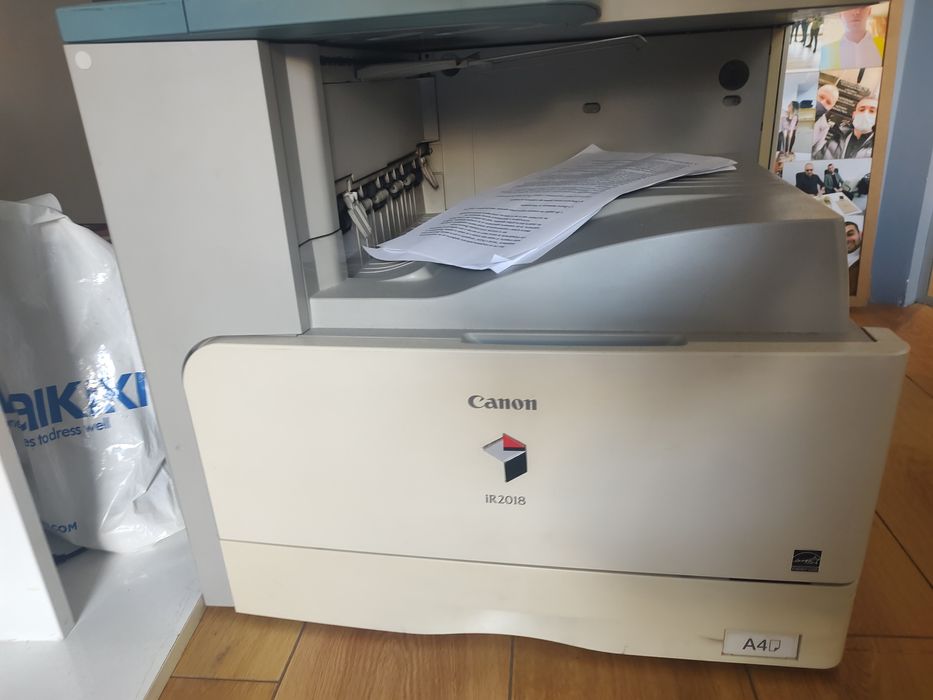 Принтер Canon iR2018