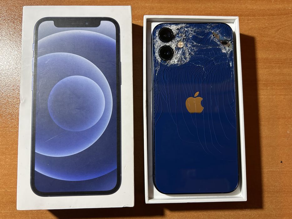 iPhone 12 Mini 128GB Отключен с забележки