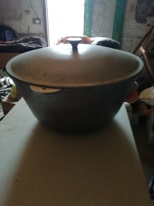 Продам қазан 20л