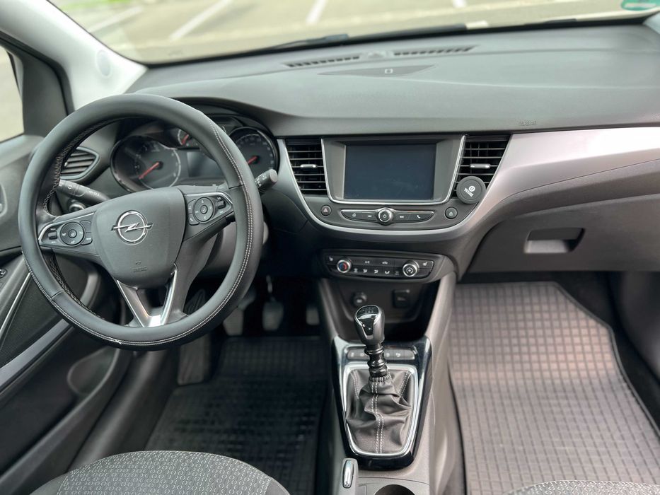 Opel Crossland X Innovation 2017 1.2 Benzina 130 CP