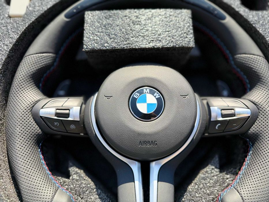 Volan BMW M Seria F 1 2 3 4 Tesit cu Display LED diferite functii Race
