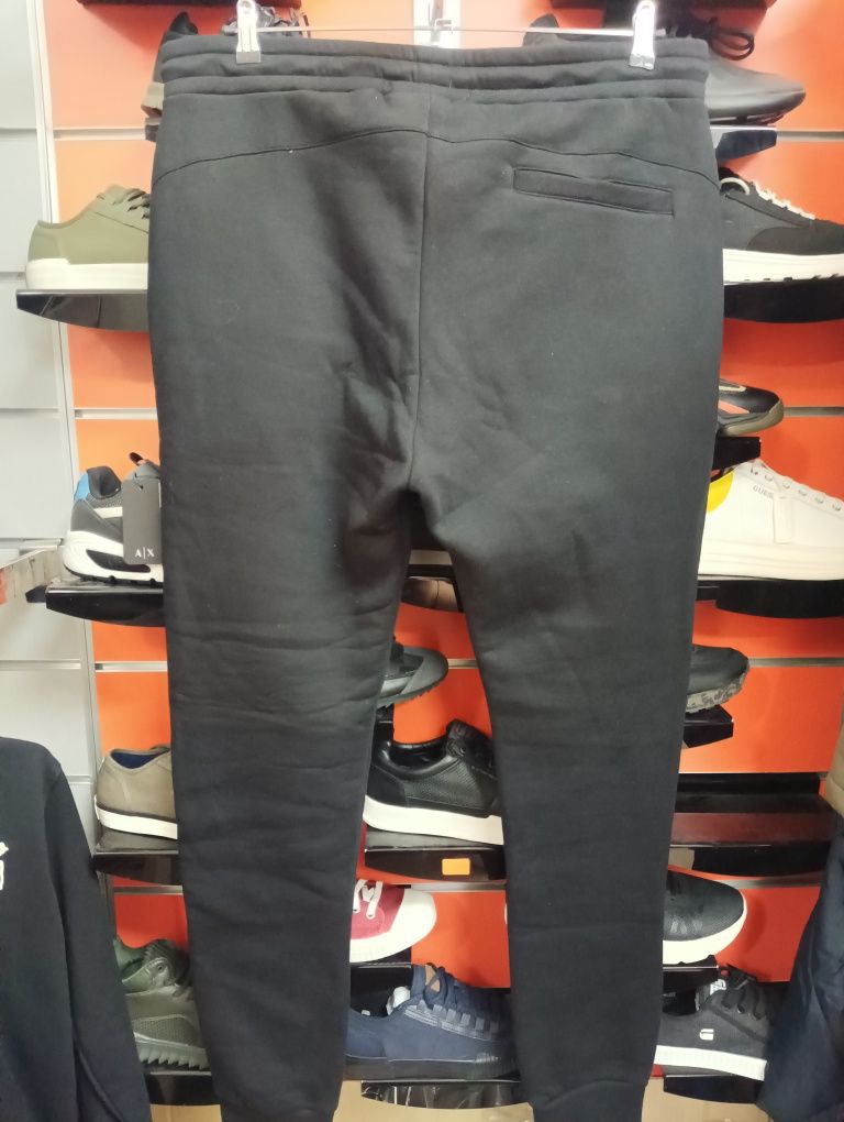 Оригинално ватирано долнище Cruyff XXL , 3XL ново мъжко g-star анцуг