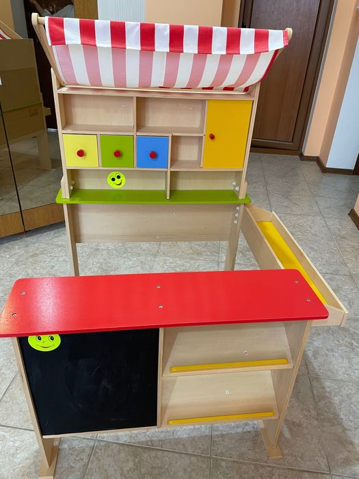 Детски дървен магазин