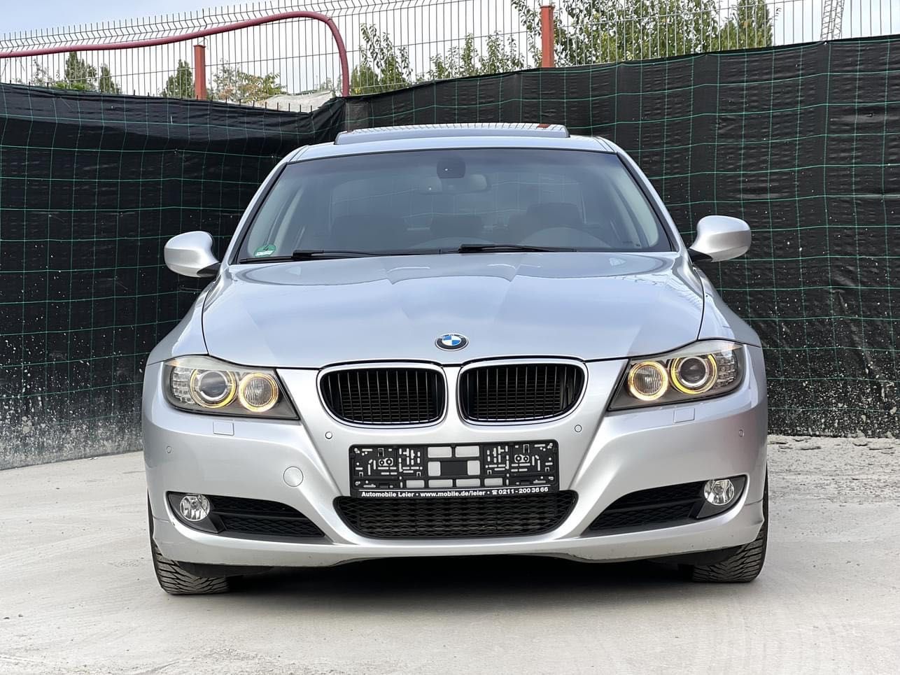 BMW e90 LCI  153600