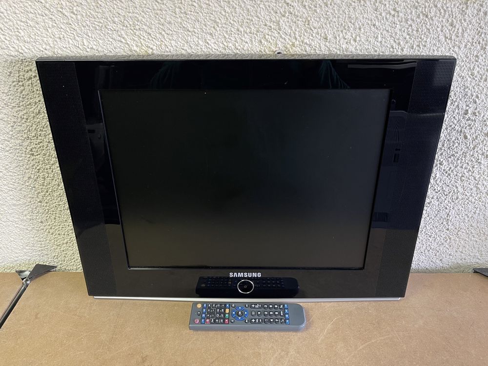 Телевизор Samsung LCD 20” - LE20S81B