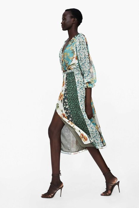 Rochie midi imprimata (crapatura pe picior) Zara