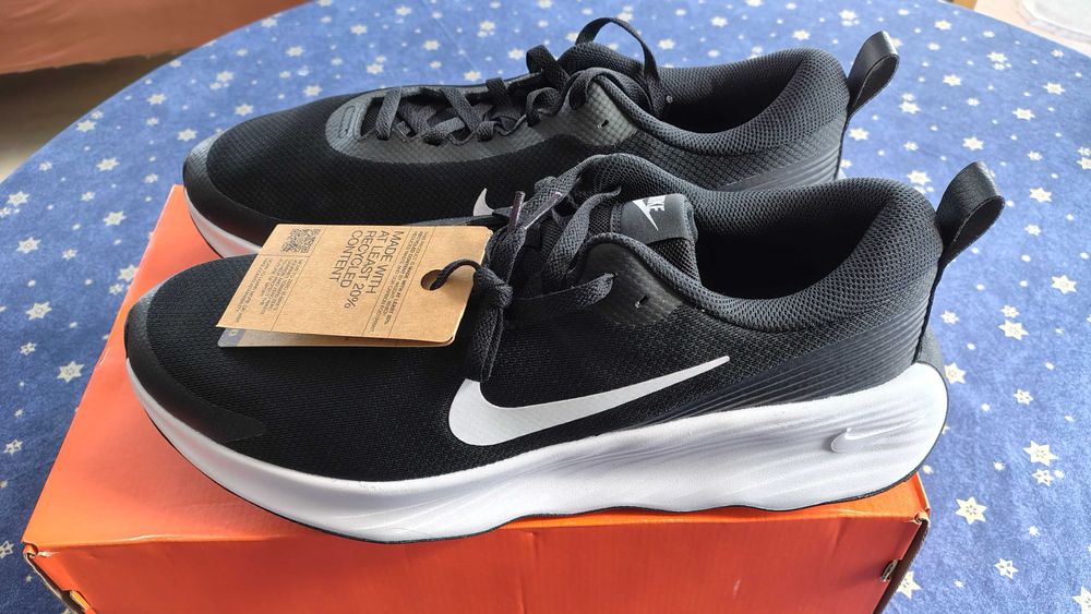 Нови Маратонки мъжки Nike, найк, номер 48.5, стелка 32см