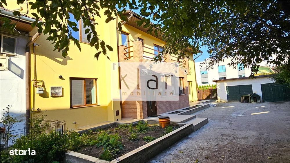 Casa renovata 200mp pe 2 niveluri,parcare, curte cu foisor,Centru, zon