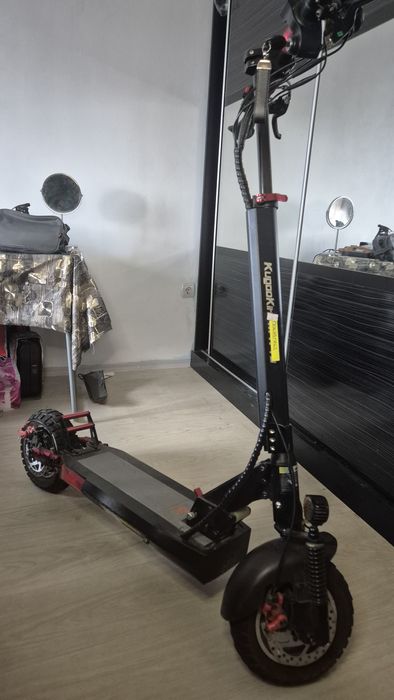 Електричекса тротинетка Kugoo M4 Pro
