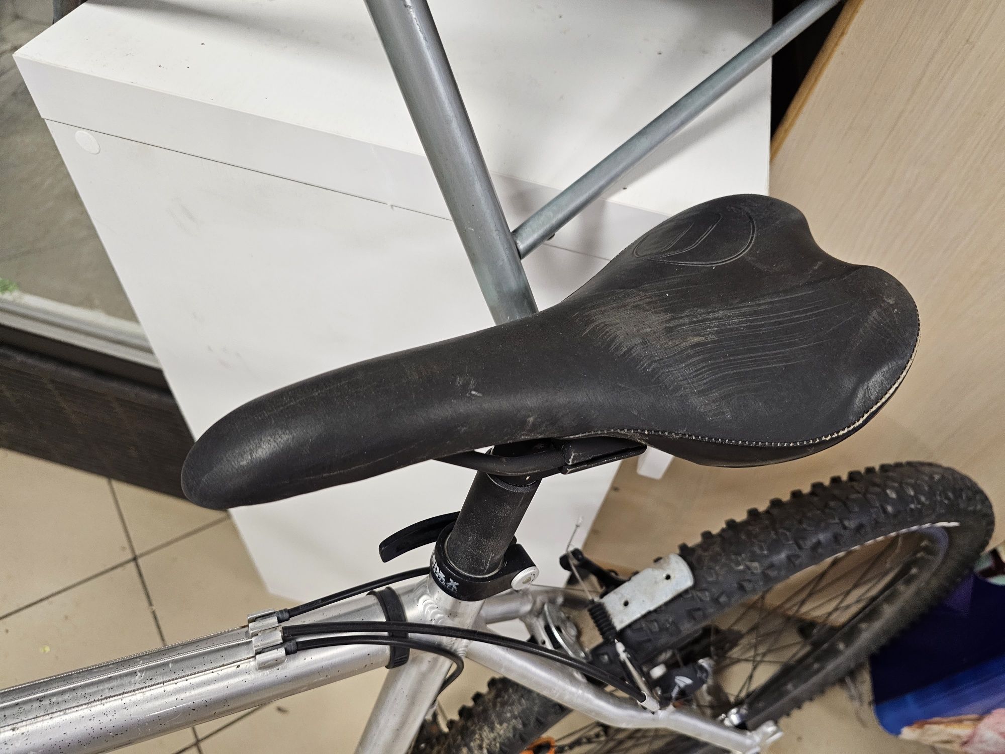 Bicicleta mtb aluminiu ,roti 26 ,suspensie