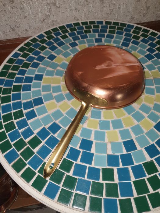 Стар меден тиган.