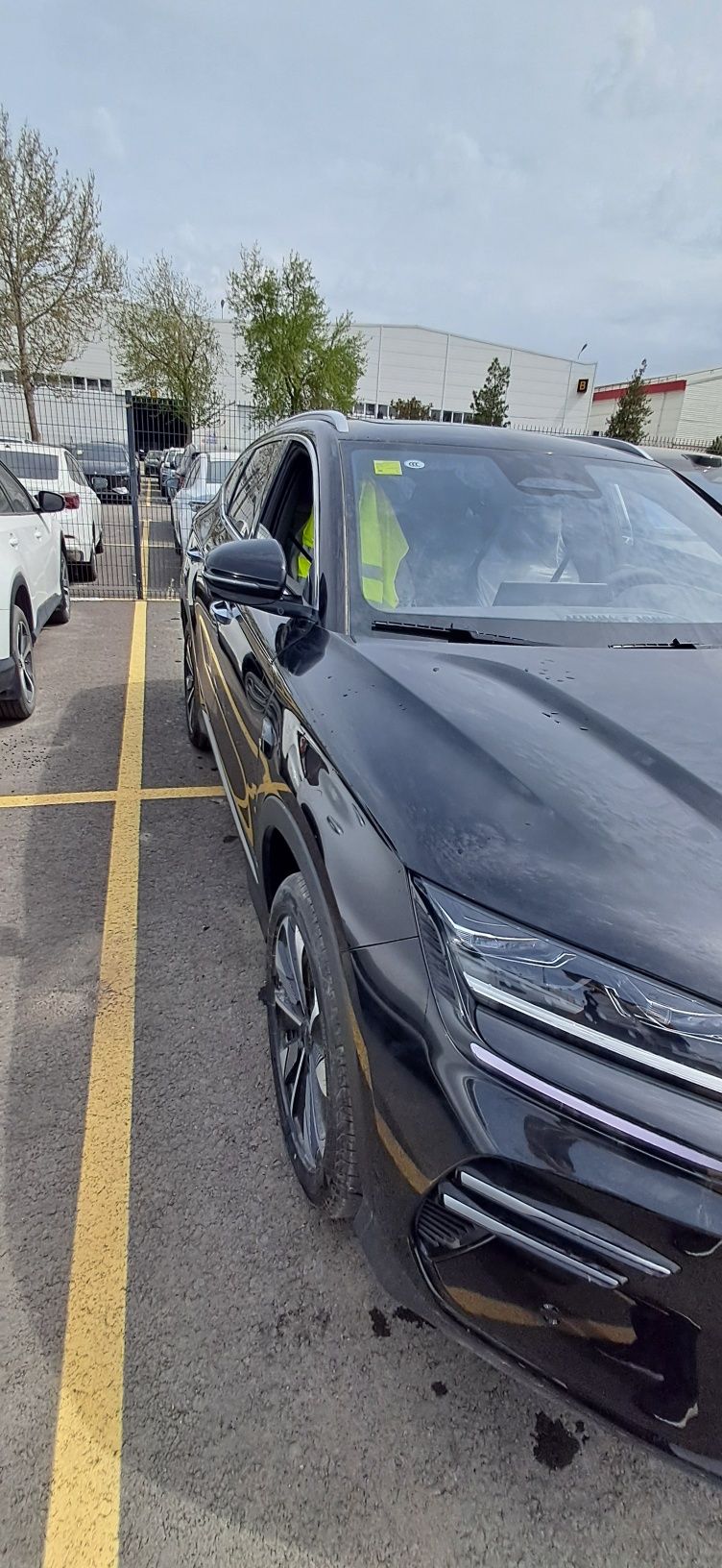 BYD Chempion smart qora rangi 2025yil 605km