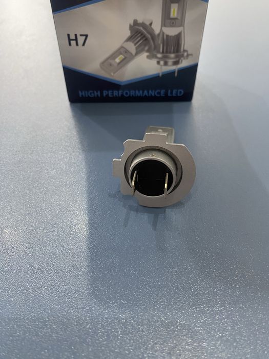 Конплект немски Led крушки H7