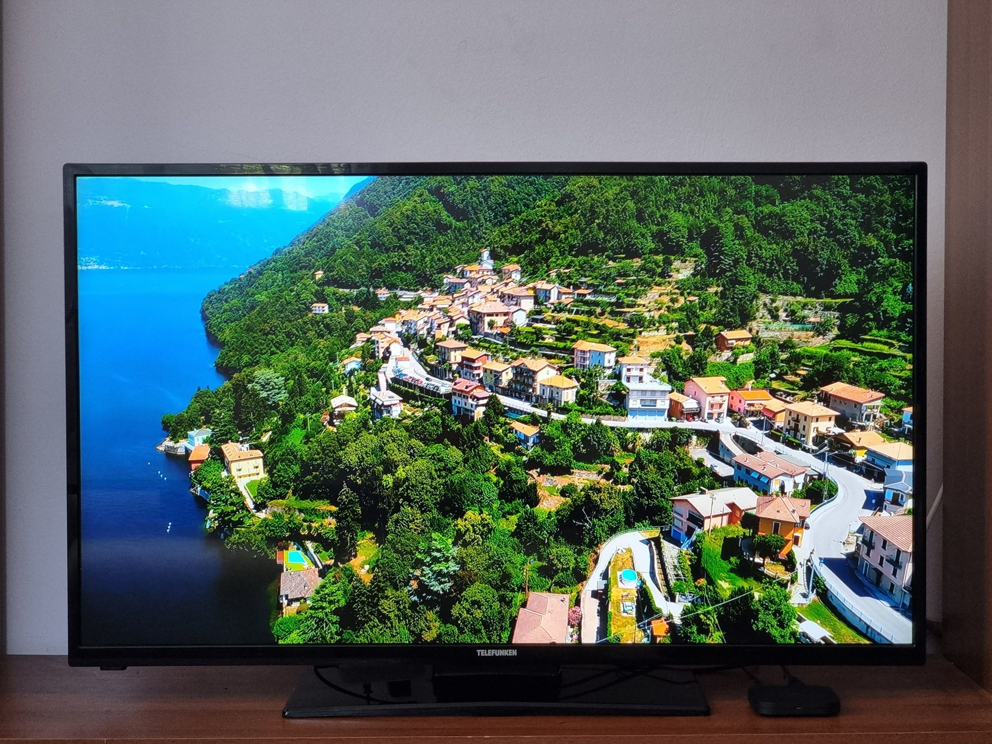 Телевизор/TELEFUNKEN  - 43"/FullHD , Цифрова + Ефирна