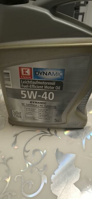 Vând bidon ulei motor 5W-40 – nou, sigilat