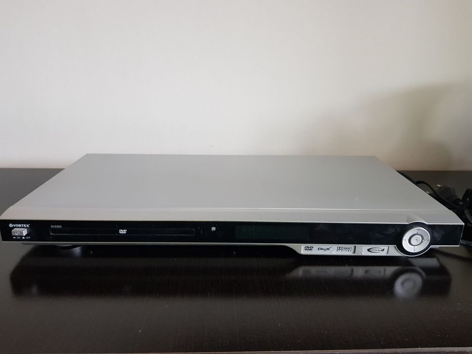 DVD  marca Vortex cu telecomanda