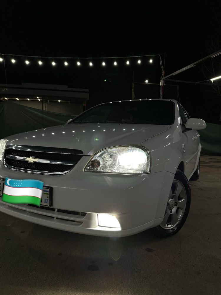 Lacetti 1.8 2011