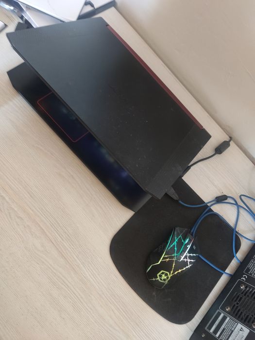 Ноутбук Acer nitro I5-9300H 8gb+512 ssd 1650gtx