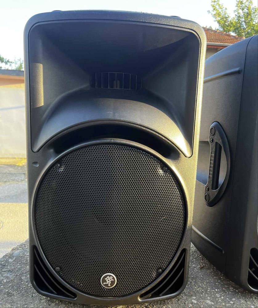 Mackie SRM 450-2(Dynacord electro voice ev Rcf BMS JBL)