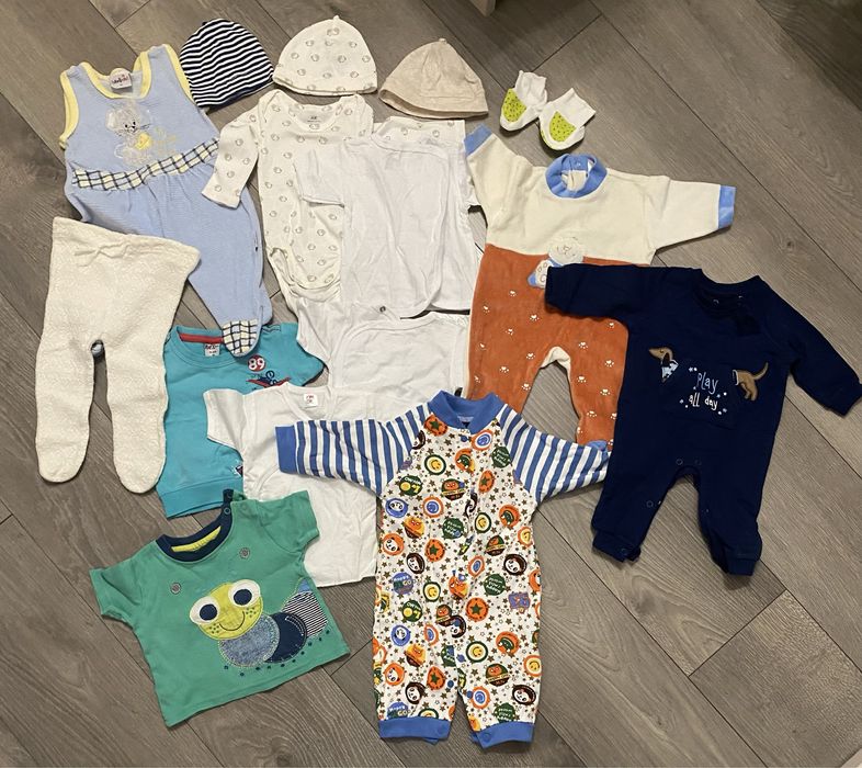 Лот бебешки дрехи