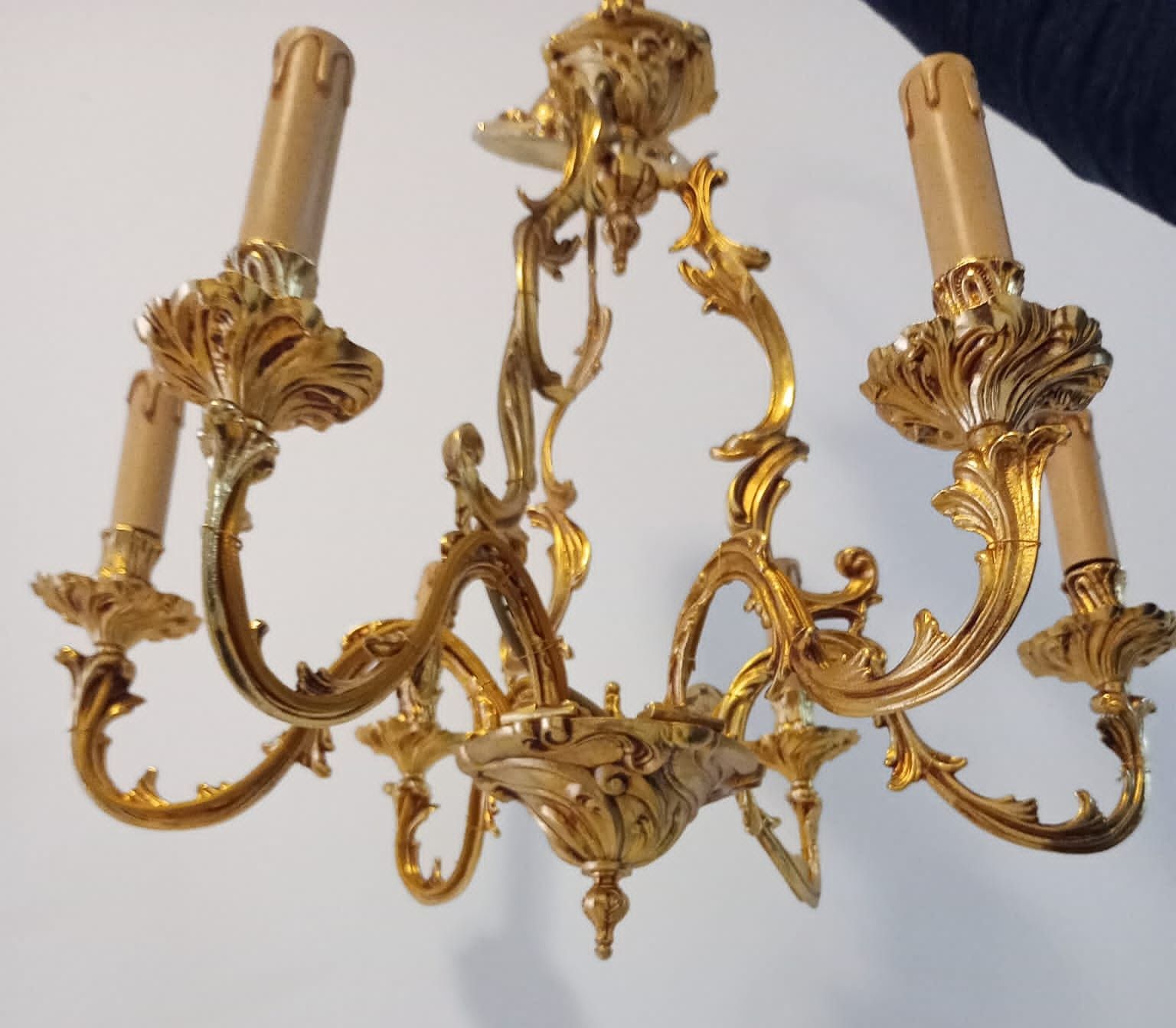 Spectaculos candelabru din bronz masiv in stilul Rococo, piesa cu o lu