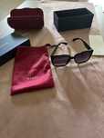 Ochelari de soare Gucci  – cu toate accesoriile, ca noi