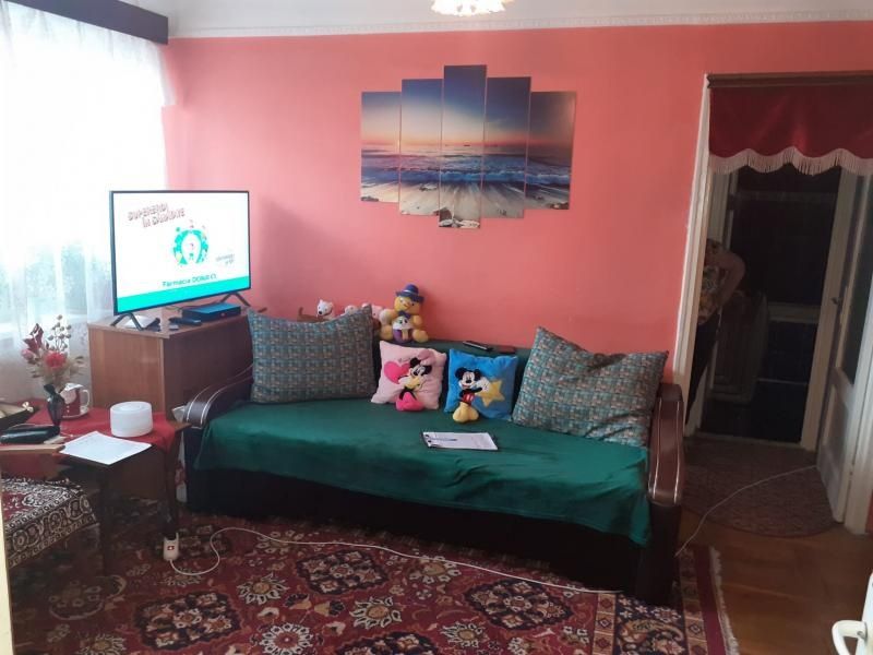 Vând apartament 2 camere zona H.Botev