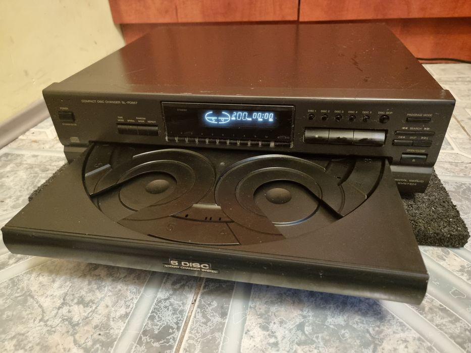 CD Player Sony Denon Technics Tuner